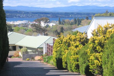 Photo of property in 2/5 Kaiuru Street, Nukuhau, Taupo, 3330