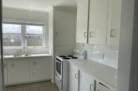 Photo of property in 7 Christmas Road, Manurewa, Auckland, 2102
