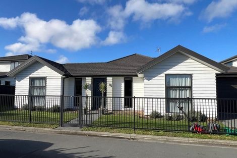 Photo of property in 14 Hamill Road, Halswell, Christchurch, 8025