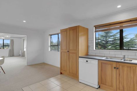 Photo of property in 10 The Mainsail, Whitby, Porirua, 5024