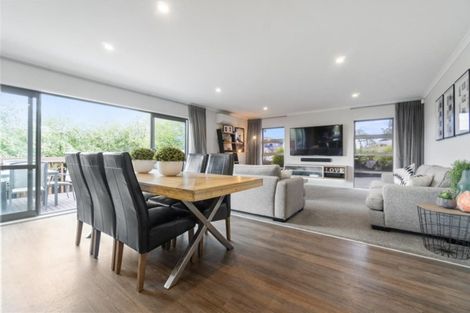 Photo of property in 94 Tapu Road, Huapai, Kumeu, 0810