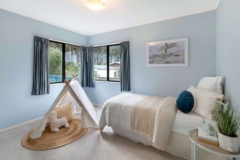 Photo of property in 9 Cousins Avenue East, Foxton Beach, Foxton, 4815