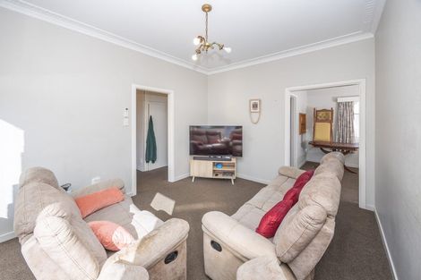 Photo of property in 15 Carey Street, Maeroa, Hamilton, 3200