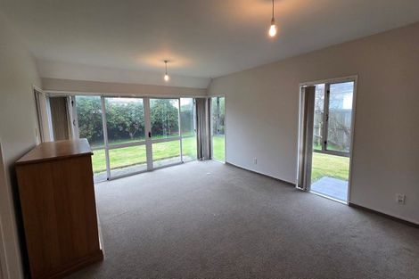 Photo of property in 12 Eversleigh Street, St Albans, Christchurch, 8014