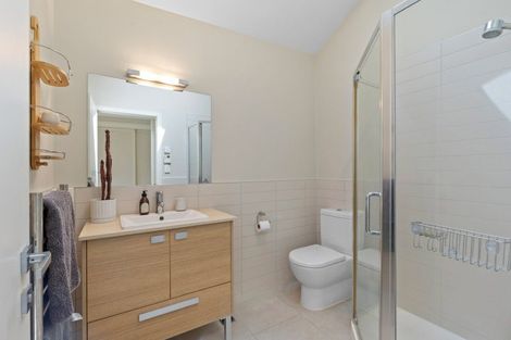 Photo of property in 24e Jellicoe Drive, Hamilton East, Hamilton, 3216