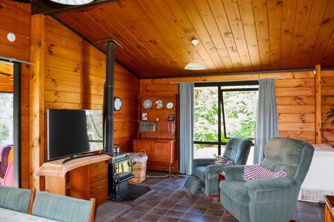 Photo of property in 288 Valley Road, Kaiwaka, 0573