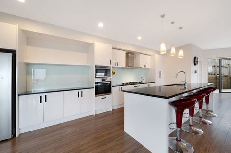 Photo of property in 55 Platinum Rise, Ranui, Auckland, 0612