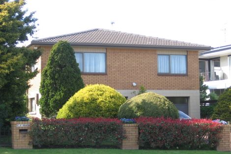 Photo of property in 28 Tay Street, Mount Maunganui, 3116
