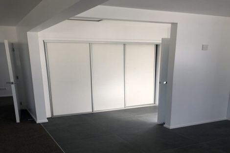 Photo of property in 11 Kotuku Street, Te Atatu Peninsula, Auckland, 0610