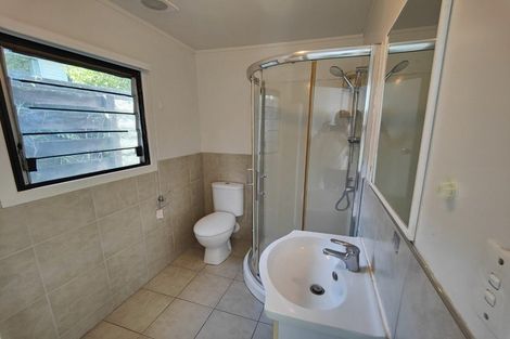 Photo of property in 20 Minaret Drive, Bucklands Beach, Auckland, 2014