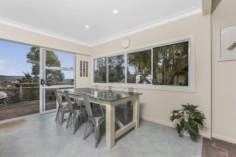 Photo of property in 43 Pleasant Road, Glen Eden, Auckland, 0602