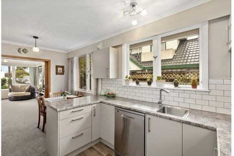 Photo of property in 25a Brasell Street, Fairfield, Lower Hutt, 5011