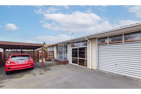 Photo of property in 299 Linwood Avenue, Linwood, Christchurch, 8062