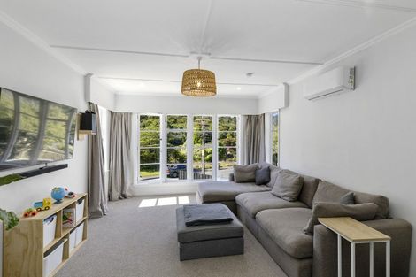 Photo of property in 87 Hair Street, Wainuiomata, Lower Hutt, 5014