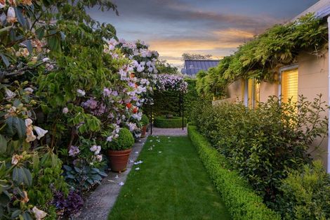 Photo of property in 89 Merivale Lane, Merivale, Christchurch, 8014