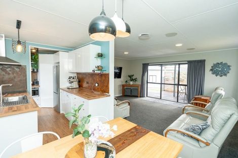 Photo of property in 25 Garland Drive, St Andrews, Hamilton, 3200
