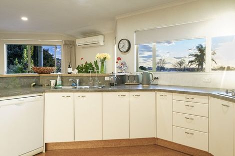 Photo of property in 83 Hetley Crescent, Taradale, Napier, 4112