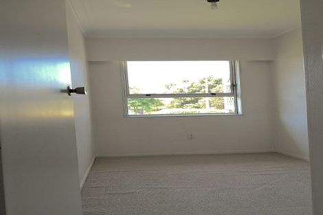 Photo of property in 1/47 Prince Regent Drive, Half Moon Bay, Auckland, 2012