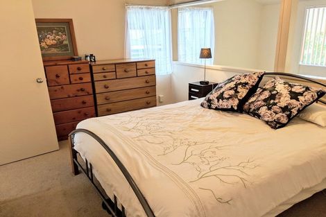 Photo of property in 2/89 Portage Road, New Lynn, Auckland, 0600