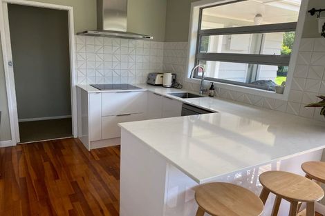 Photo of property in 1 Lomita Road, Johnsonville, Wellington, 6037