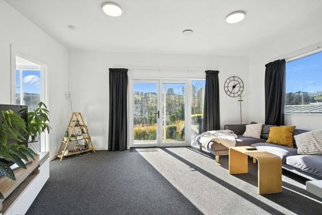 Photo of property in 100 Main South Road, Green Island, Dunedin, 9018