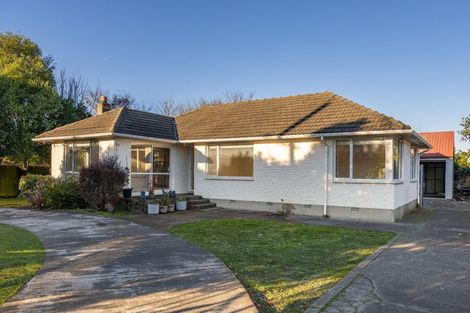 Photo of property in 14 Withells Road, Avonhead, Christchurch, 8042