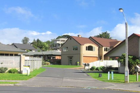 Photo of property in 52 Esther Place, Red Beach, 0932