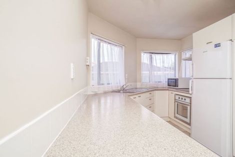 Photo of property in 2/89 Portage Road, New Lynn, Auckland, 0600