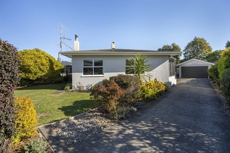 Photo of property in 22 Tennyson Crescent, Stoke, Nelson, 7011