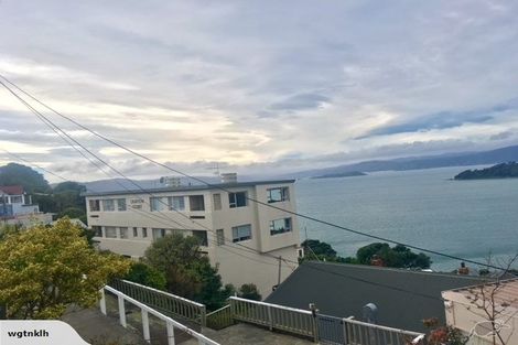 Photo of property in Grafon Court Flats, 53u2 Grafton Road, Roseneath, Wellington, 6011