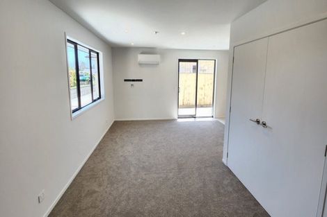 Photo of property in 14a Cowling Road, Hurdon, New Plymouth, 4310