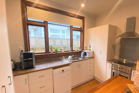 Photo of property in 139 Saint Martins Road, Saint Martins, Christchurch, 8022
