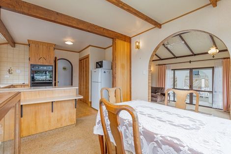 Photo of property in 14 Norfolk Crescent, Otaki Beach, Otaki, 5512