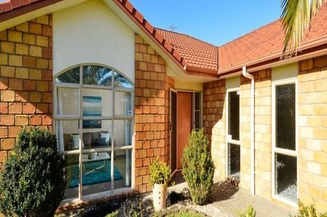 Photo of property in 34 Jadewynn Drive, Massey, Auckland, 0614