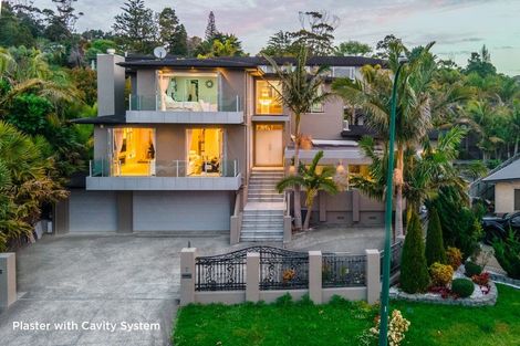 Photo of property in 7 Kinmont Rise, East Tamaki Heights, Auckland, 2016