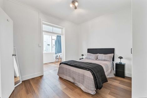 Photo of property in Devonport Apartments, 23/127 Saint Aubyn Street, New Plymouth, 4310