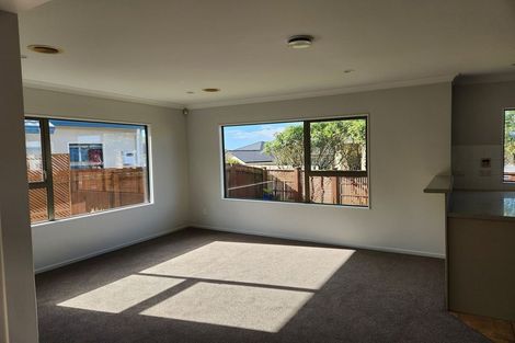 Photo of property in 10 Sandybrow, Churton Park, Wellington, 6037