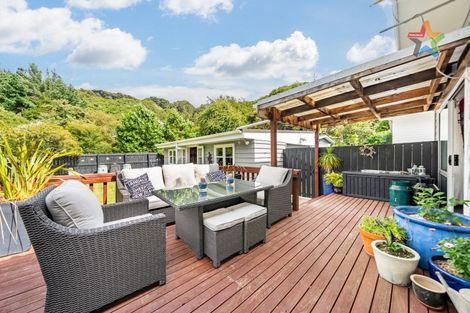 Photo of property in 33 Mcgowan Road, Wainuiomata, Lower Hutt, 5014