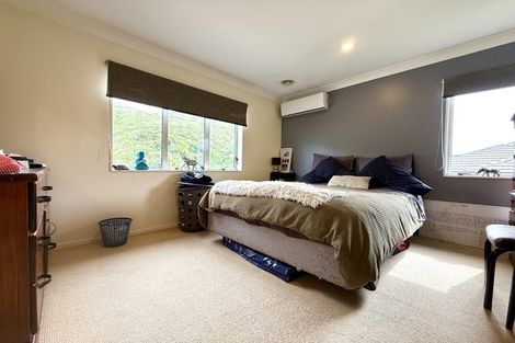 Photo of property in 211 Westchester Drive, Churton Park, Wellington, 6037