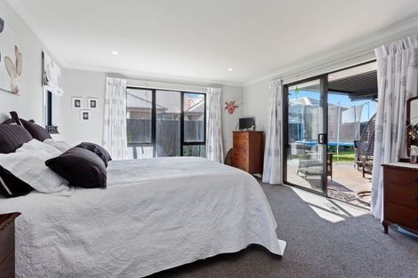 Photo of property in 10 Wakeman Way, Kaiapoi, 7630