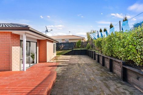 Photo of property in 9 Eloise Place, Clendon Park, Auckland, 2103