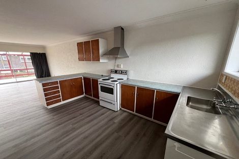 Photo of property in 3/8 Pamela Place, New Lynn, Auckland, 0600