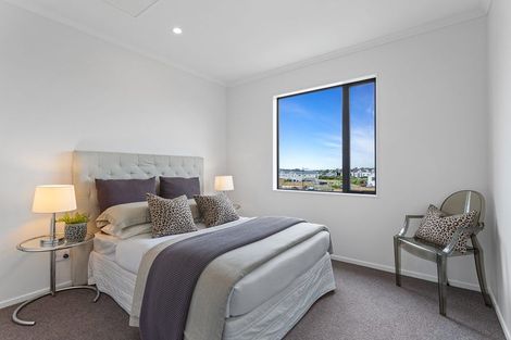 Photo of property in 110 Symes Drive, Red Beach, 0932