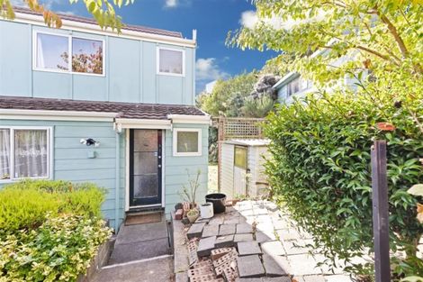 Photo of property in 16 Birch Street, Johnsonville, Wellington, 6037