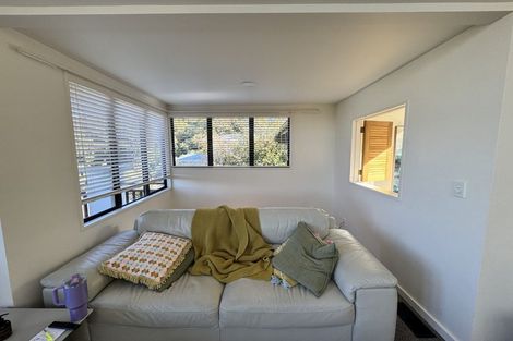 Photo of property in 9a Wadestown Road, Wadestown, Wellington, 6012