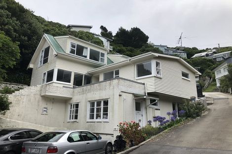 Photo of property in 39 Onslow Road, Khandallah, Wellington, 6035
