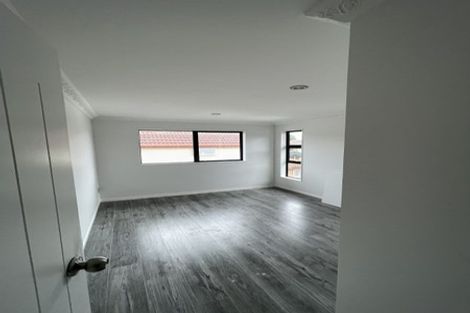 Photo of property in 93 Gray Avenue, Mangere East, Auckland, 2024