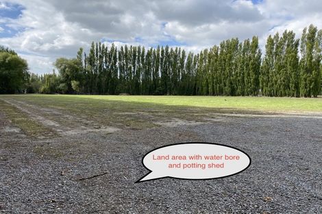 Photo of property in 426 Sawyers Arms Road, Harewood, Christchurch, 8051