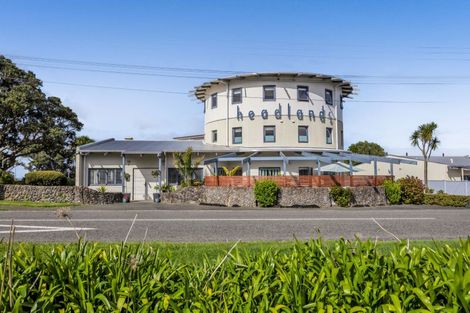 Photo of property in Headlands Opunake, 32 Fox Street, Opunake, 4616