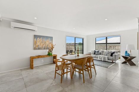 Photo of property in 30 Tyler Davies Drive, Red Beach, 0932